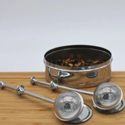 Blended Lifestyle® Theezeef Met Veer - Set Van 2 - Inclusief Lekplaatjes - Geschikt Voor Losse Kruiden -Beste Koffie Winkel 1200x1200 112