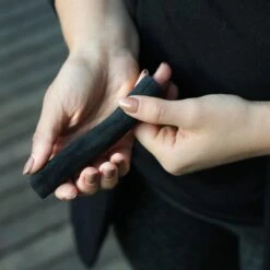 Black + Blum Binchotan Active Charcoal For Eau Good Water Bottles 4-pack -Beste Koffie Winkel 1200x1200 179