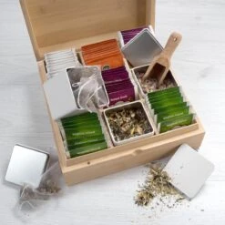 Theedoos Van ZENZYTEA® - Bamboe - Theedoos 9 Vaks - Inclusief 3 Theeblikken Voor Losse Thee - Geschikt Voor Grote & Kleine Theezakjes - Vierkant - Grote Vakken - Luxe Verpakking - Cadeau -Beste Koffie Winkel 1200x1200 19