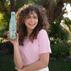 IZY Bottles X Van Gogh Museum - Amandelbloesem | 500 ML | Thermosfles | Drinkfles | Waterfles | Schoolfles | Isoleerfles | Beker | Drinkbeker | Koud | Warm | Fles | Back To School | 500ml -Beste Koffie Winkel 1200x1200 195