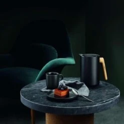 Nordic Kitchen Thermoskan - 1 Liter - Zwart - Eva Solo -Beste Koffie Winkel 1200x1200 237