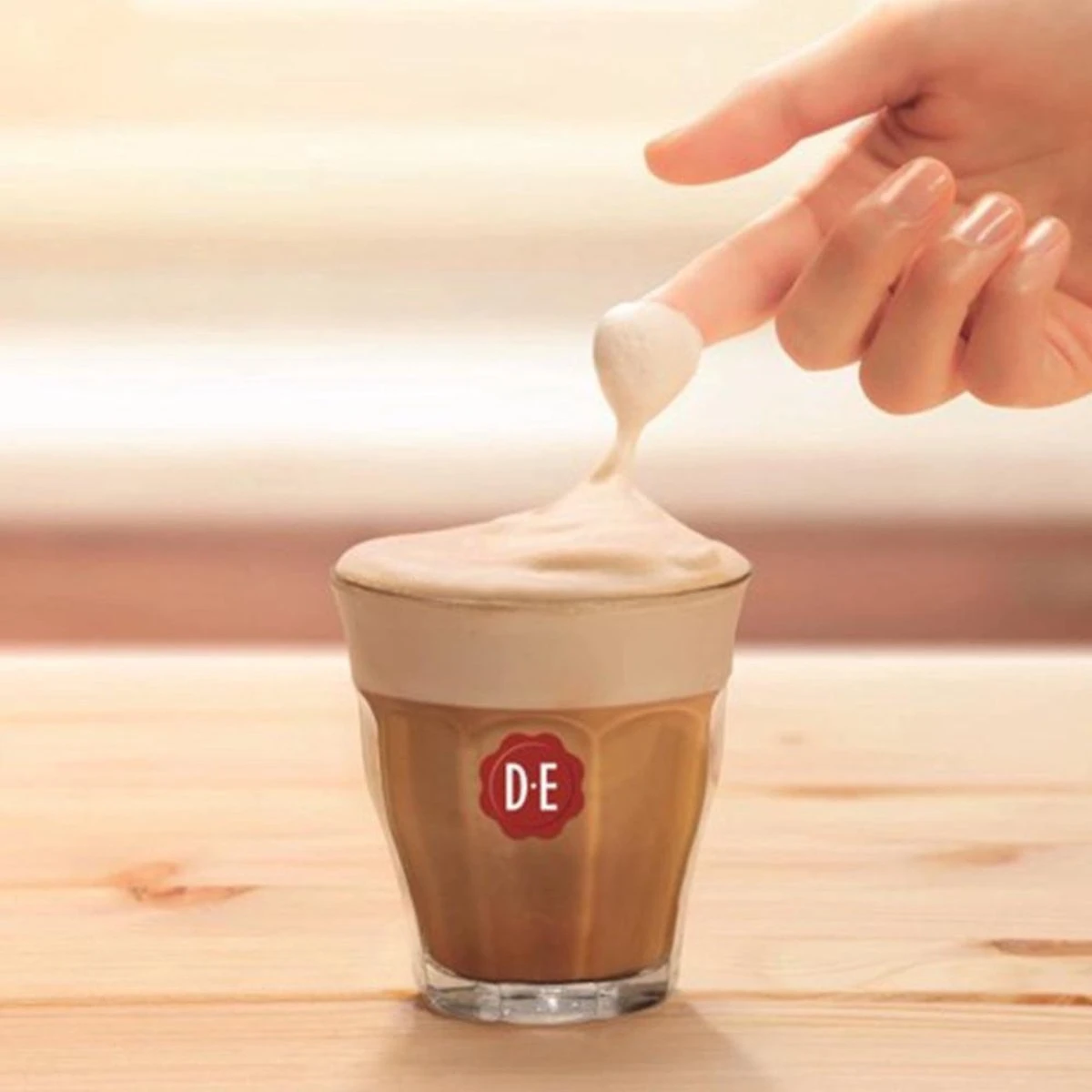 Douwe Egberts Verwenkoffie Latte Macchiato Oploskoffie - 5 X 8 Zakjes 6 Douwe Egberts Verwenkoffie Latte Macchiato Oploskoffie - 5 X 8 Zakjes - Afbeelding 4