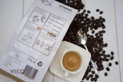 Vietnamese Dark Roast Koffiebonen 500g | 20% Arabica - 80% Robusta | DAM Koffie 9 Vietnamese Dark Roast Koffiebonen 500g | 20% Arabica - 80% Robusta | DAM Koffie -Beste Koffie Winkel 1200x800 51