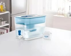 BRITA - Waterfilterkan Flow Cool - Blauw - 8,2L -Beste Koffie Winkel 1200x959