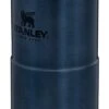 Stanley Trigger-Action Travel Mug 0.47L - Thermosfles - Nightfall 1 Stanley Trigger-Action Travel Mug 0.47L - Thermosfles - Nightfall -Beste Koffie Winkel 447x1200