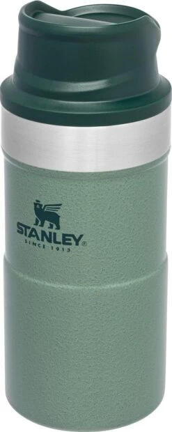 Stanley The Trigger-Action Travel Mug 0,25L - Thermosfles - Hammertone Green 18 Stanley The Trigger-Action Travel Mug 0,25L - Thermosfles - Hammertone Green -Beste Koffie Winkel 478x1200 1
