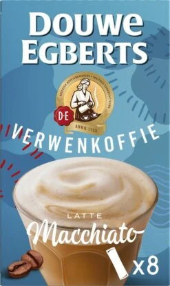 Douwe Egberts Verwenkoffie Latte Macchiato Oploskoffie - 5 X 8 Zakjes 19 Douwe Egberts Verwenkoffie Latte Macchiato Oploskoffie - 5 X 8 Zakjes -Beste Koffie Winkel 713x1200 4