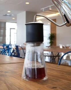 FELLOW - Stagg [XF] Set (Dripper + Carafe) - Handmatige Filterkoffie Set -Beste Koffie Winkel 948x1200