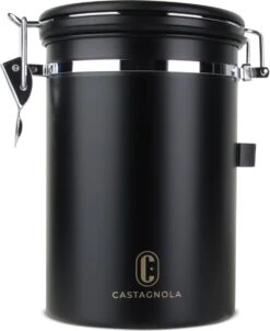 Castagnola Koffie Bewaarbus - Luchtdicht Met CO2 Uitlaat - Voor 600 Gram Koffiebonen - Koffieblik Matzwart Voorraadbussen - Voorraadbus - 1.8L -Beste Koffie Winkel 983x1200